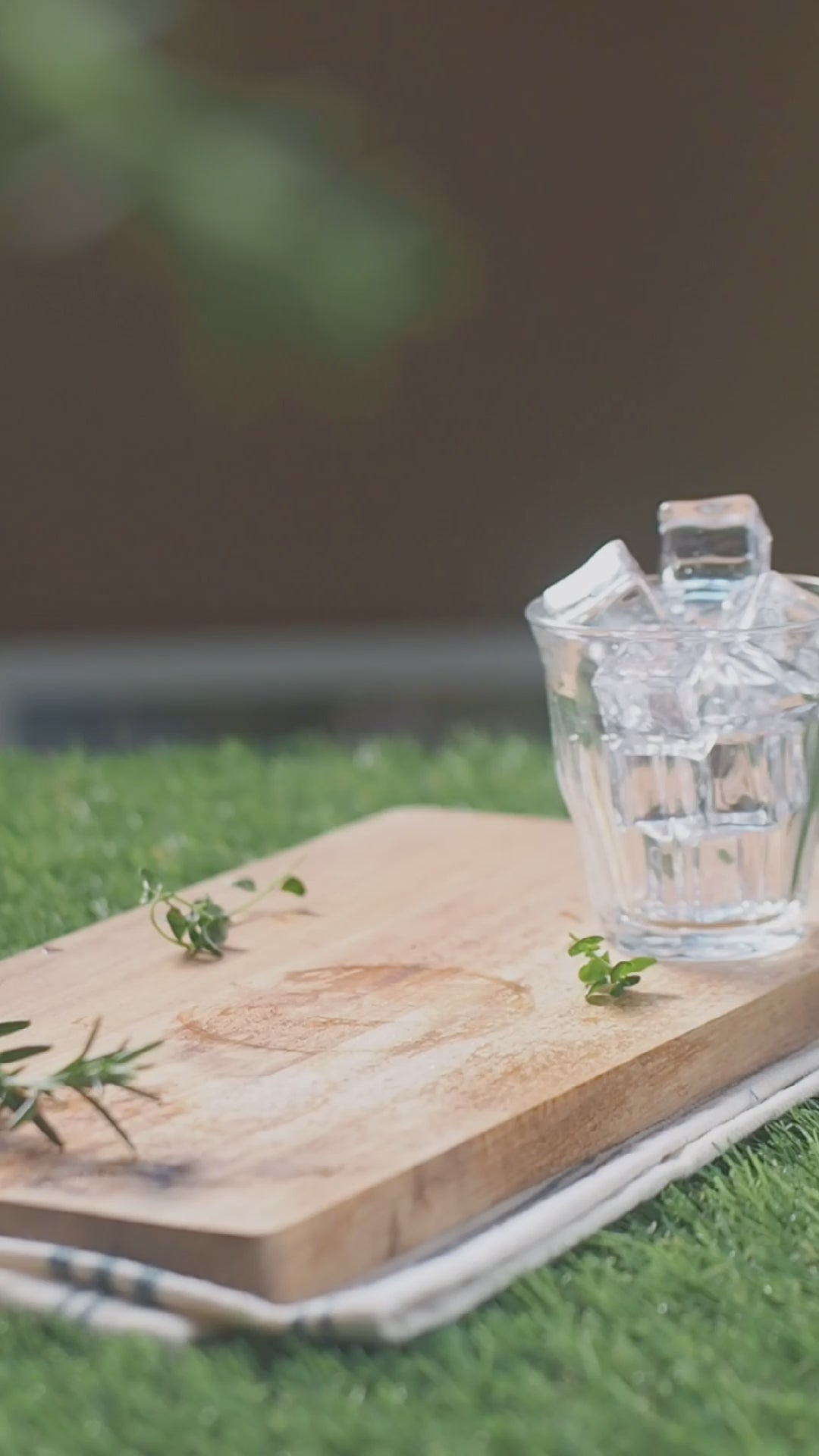 ベトナム 黒もち米せんざいChe Nep Cam 240g 24缶 - ベトナム・アジア